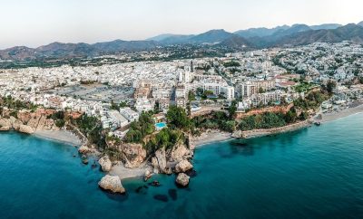 Descubre las mejores playas de Nerja